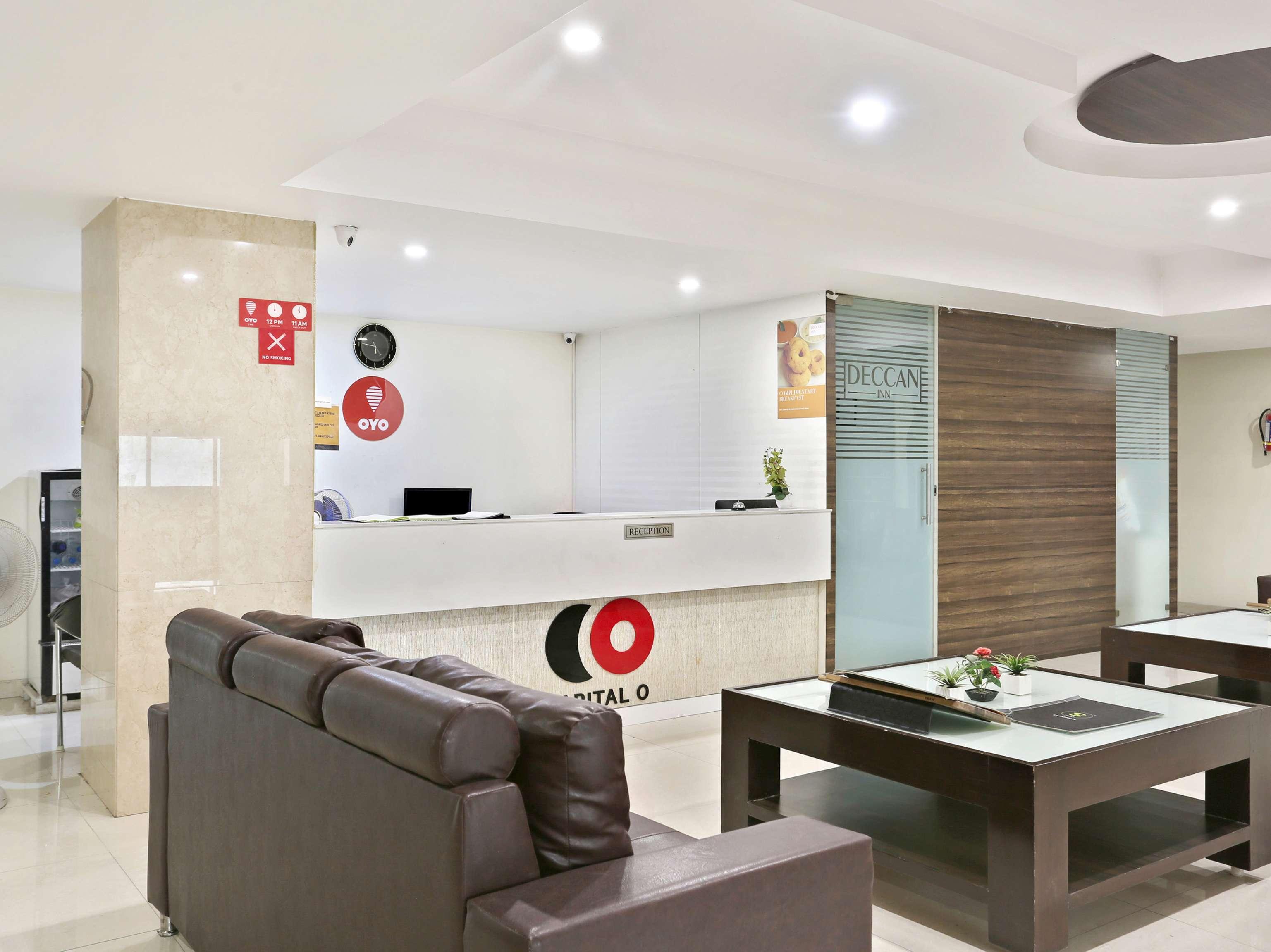 Townhouse Halcyon Deccan Inn Near Shilparamam Kondapur  Esterno foto