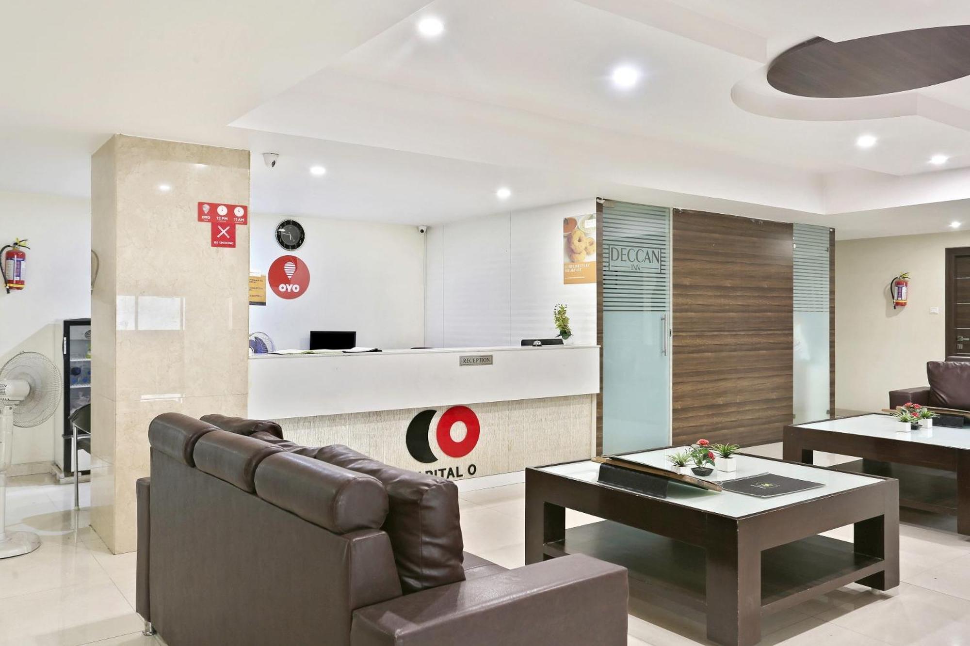 Townhouse Halcyon Deccan Inn Near Shilparamam Kondapur  Esterno foto
